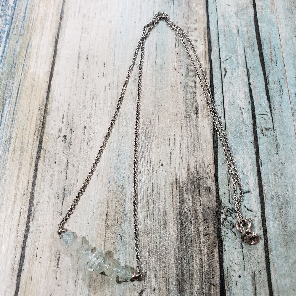 Aquamarine chips bar Necklace. - Picture 3 of 8